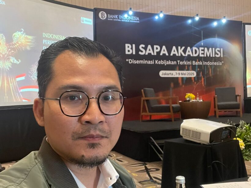 menjaga stabilitas menggerakkan inovasi daerah refleksi dari bi sapa akademisi dan arah baru jawa timur